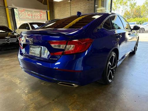 Still Night Pearl 2019 Honda Accord Sport