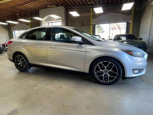 2017 Ford Focus SEL