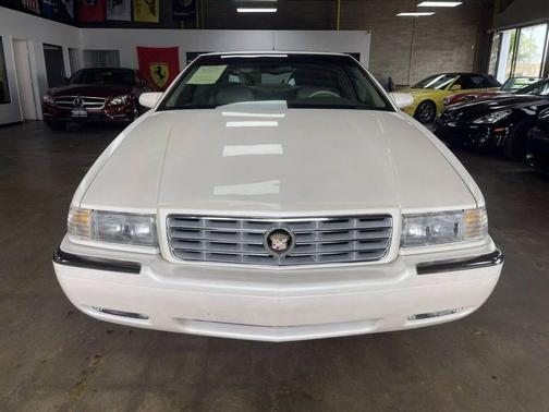 1999 Cadillac Eldorado Standard