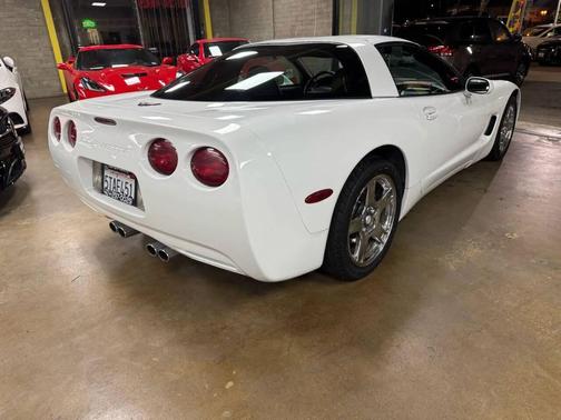 1998 Chevrolet Corvette Base