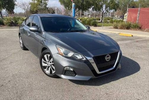 2020 Nissan Altima S FWD