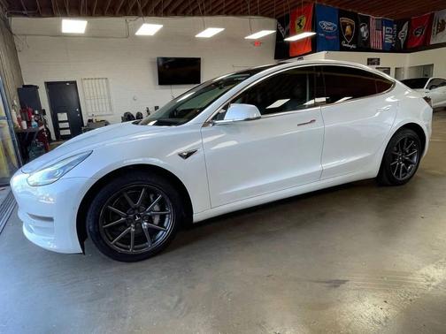 2018 Tesla Model 3 Mid Range