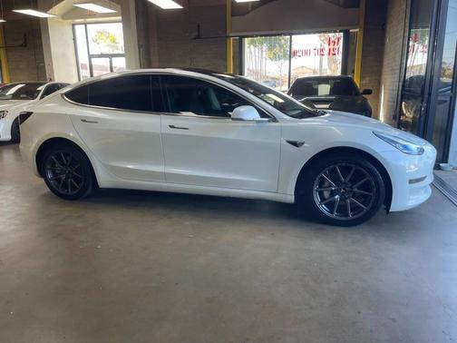 2018 Tesla Model 3 Mid Range