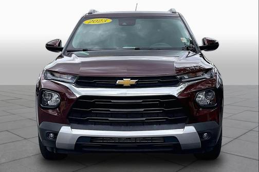 Red 2023 Chevrolet Trailblazer LT