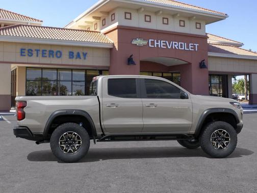 White Sands 2026 Chevrolet Colorado ZR2