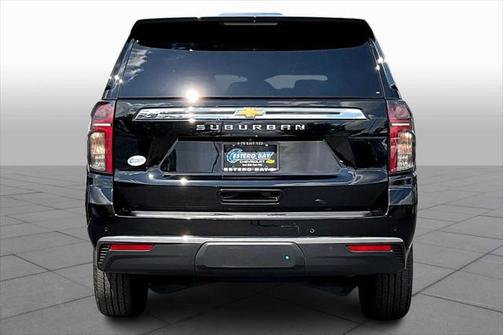 2023 Chevrolet Suburban LS