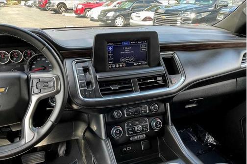 2023 Chevrolet Suburban LS