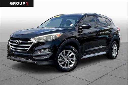 2017 Hyundai TUCSON SE