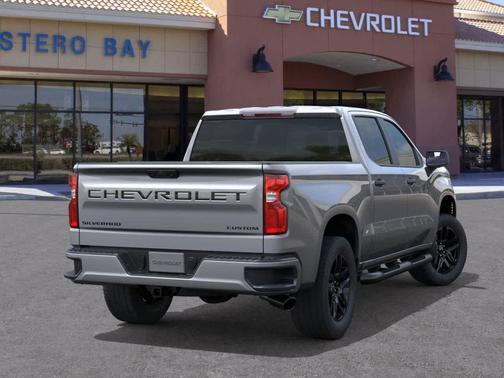 2025 Chevrolet Silverado 1500 Custom