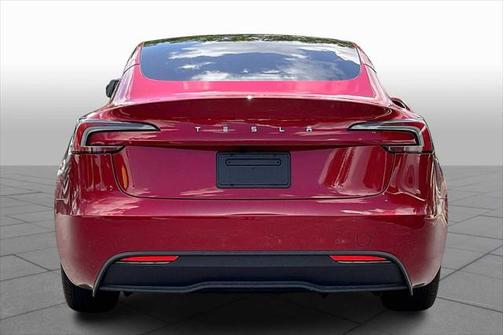 2025 Tesla Model 3 Long Range