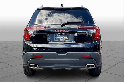 2022 GMC Acadia FWD SLT