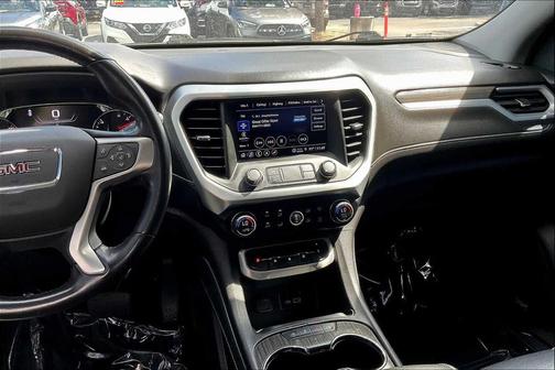 2022 GMC Acadia FWD SLT
