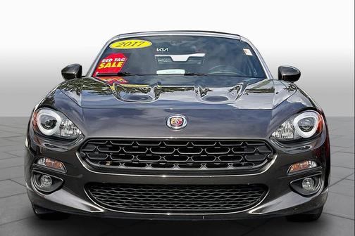 Gray 2017 FIAT 124 Spider Base