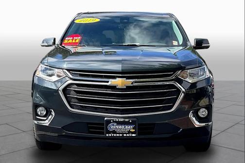 Gray 2019 Chevrolet Traverse Premier