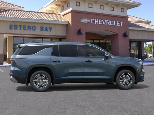Blue 2026 Chevrolet Traverse LT