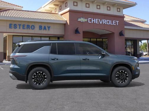 Blue 2026 Chevrolet Traverse AWD Z71
