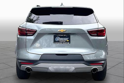 Sterling Gray Metallic 2024 Chevrolet Blazer 2LT