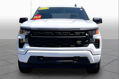 Summit White 2023 Chevrolet Silverado 1500 Custom