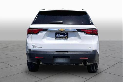 White 2023 Chevrolet Traverse LT Cloth