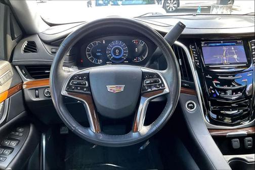 2020 Cadillac Escalade Luxury