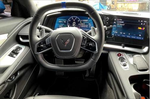 2025 Chevrolet Corvette Stingray w/2LT