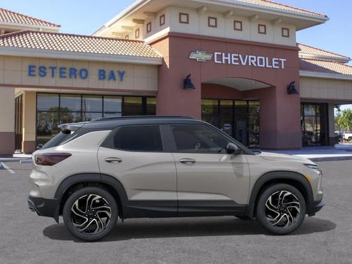 G42/WHITE SANDS 2026 Chevrolet Trailblazer RS