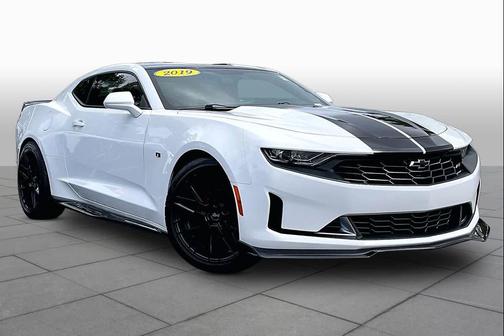 White 2019 Chevrolet Camaro 1LT