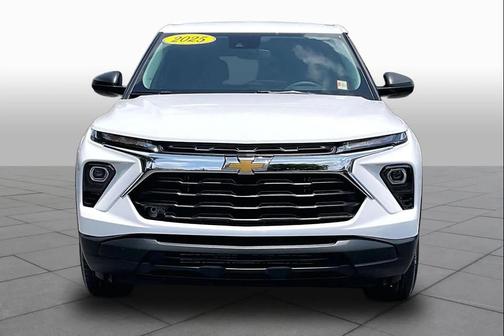 White 2025 Chevrolet Trailblazer LS