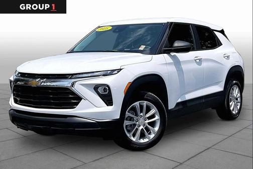 White 2025 Chevrolet Trailblazer LS