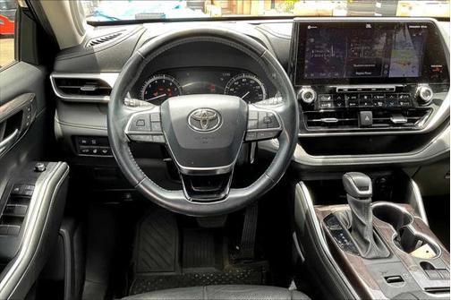 2020 Toyota Highlander Platinum