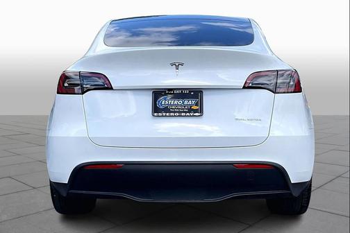 2024 Tesla Model Y Long Range Dual Motor All-Wheel Drive