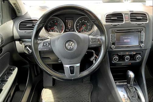 2014 Volkswagen Jetta SportWagen Auto SE w/Sunroof