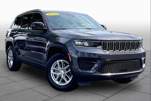 Gray 2025 Jeep Grand Cherokee Laredo