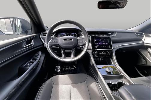 Gray 2025 Jeep Grand Cherokee Laredo