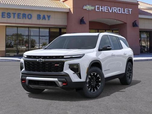 Polar White Tricoat 2026 Chevrolet Traverse AWD Z71