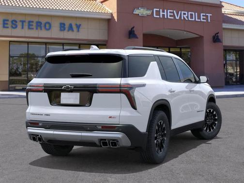 Polar White Tricoat 2026 Chevrolet Traverse AWD Z71
