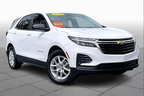 White 2023 Chevrolet Equinox LS