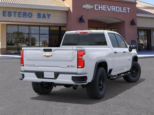 White 2026 Chevrolet Silverado 2500 Crew Cab, Standard Bed, XR2, 4WD