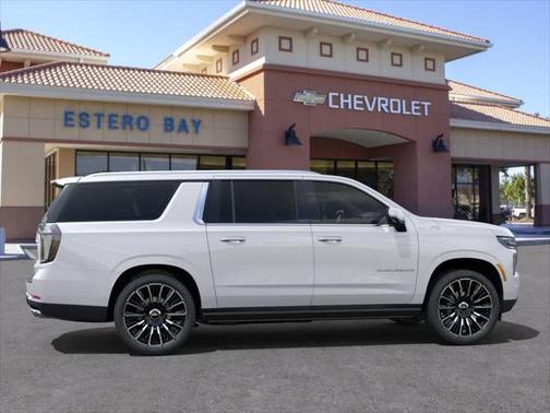2025 Chevrolet Suburban 4WD High Country