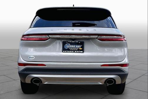 White 2023 Lincoln Corsair Standard