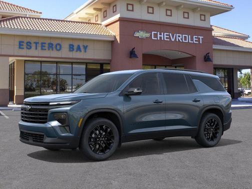 Blue 2026 Chevrolet Traverse LT