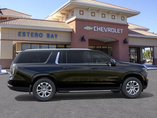 Black 2026 Chevrolet Suburban LT