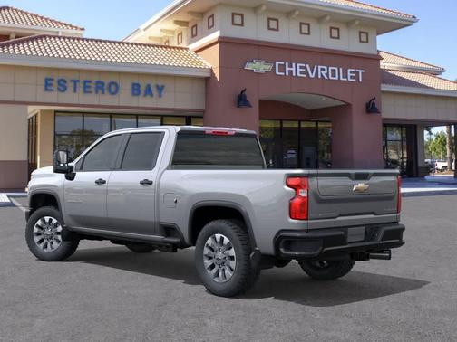 GXD/STERLING GR 2026 Chevrolet Silverado 2500 Custom