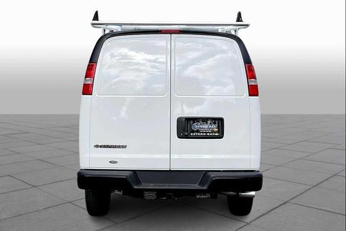 2025 Chevrolet Express 2500 RWD 2500 Regular Wheelbase WT