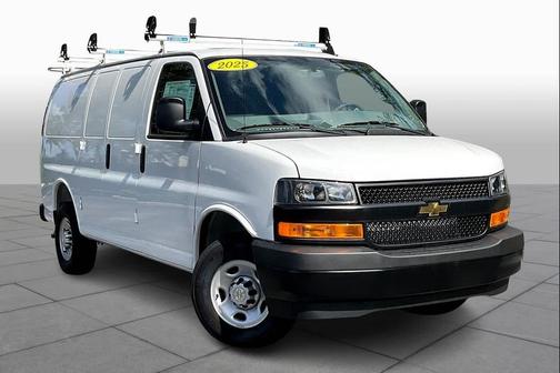2025 Chevrolet Express 2500 RWD 2500 Regular Wheelbase WT