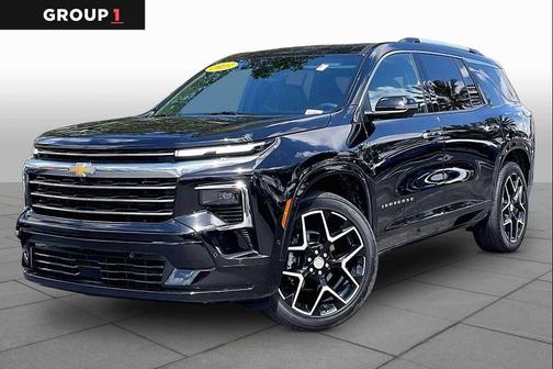 Black 2025 Chevrolet Traverse High Country