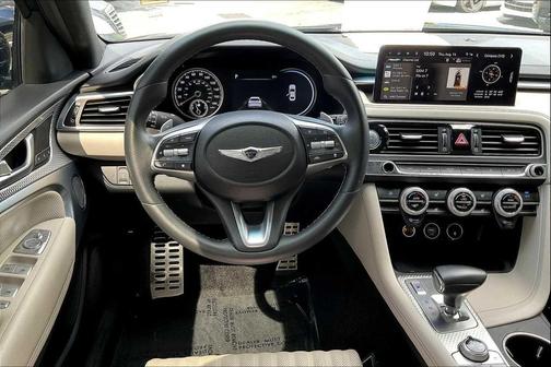 2023 Genesis G70 2.0T RWD