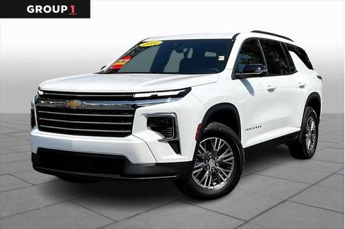 2024 Chevrolet Traverse LT