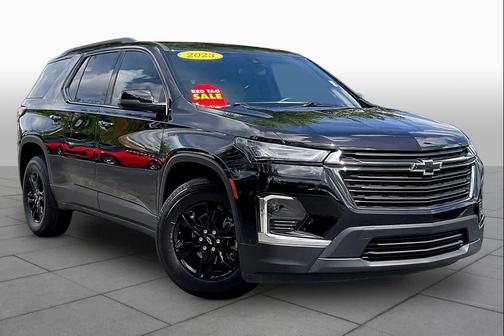 Mosaic Black Metallic 2023 Chevrolet Traverse LS