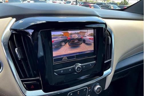 2022 Chevrolet Traverse LS